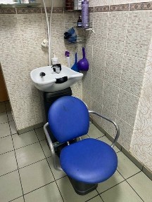 Робоче місце перукаря салон 