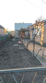 Добротний просторий будинок