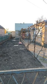 Добротний просторий будинок