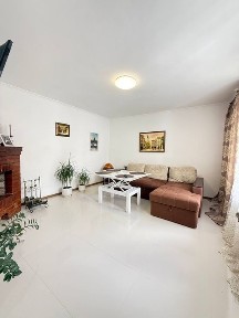 Продається будинок центр винним