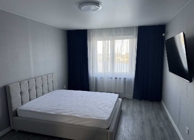 Аренда 1-комнатной квартиры 48 м², Ревуцкого ул.