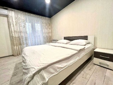 ApartPoltava ОКРЕМІ кімн. КОРПУСНИЙ сад, Готельні КВЕДи СВІТЛО ЗАВЖДИ