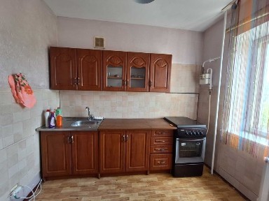 2-кімнатна 52м район зупинки 