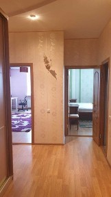 Продам 3-кімнатну квартиру по вул. Срібнокільська 3-Г (ЖК «Корона»)