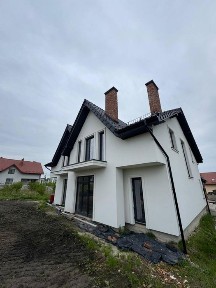 Продаж просторого котеджу с. Солонка (в. Наварійська)