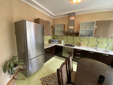 Сучасна 3-кімнатна, центр, Богдана Хмельницького - Пирогова 2