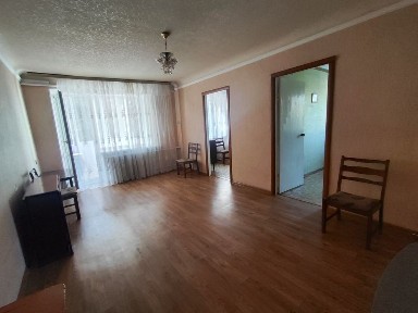 Продам 3 кімнатну квартиру в Центрі