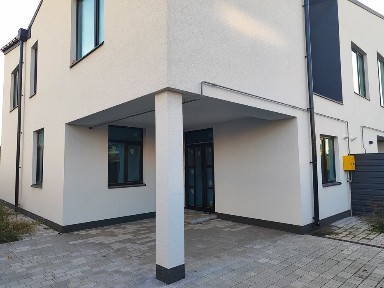 Продам гарний таунхаус