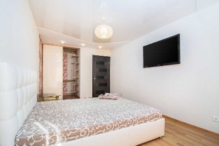 Подобово, Оболонь, 2к, кв-ра люкс, 1 ПОВЕРХ, Гайдай 9а, ЗНИЖКИ В ОПИСІ !