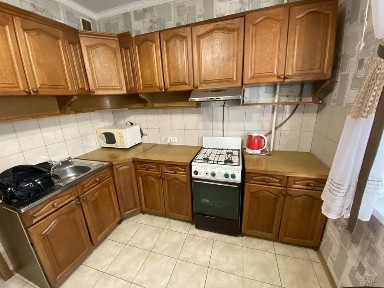 Здається 1-кімн, мкрн. 5-Зарічний