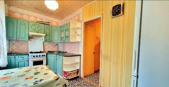 Продаж великої 40 м2 1к. кв на Космосі, вул. Олімпійська