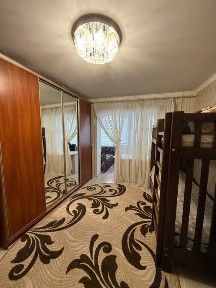 Продаж 1 кімнатної квартири в центрі м. Узин