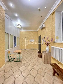 Киев, Николая Кибальчича ул., Міхновського, 13