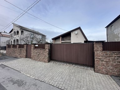 Продам Будинок Довжик біля лісу