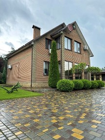 Сучасний будинок в Курилівці