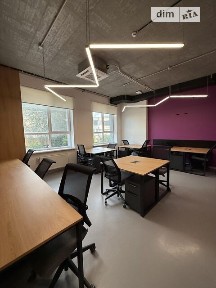 Нижньоключова вулиця, мікрорайон Караваєві Дачі, район Солом'янський, Київ, метро Політехнічний інститут, вул. Нижньоключова 14, приміщень - 8, поверх - 2 • ID 33391661