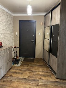 Продаётся трёхкомнатная квартира