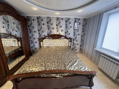 Оренда 3х кім квартири Грушевського 25