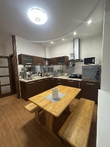 Київ, Печерський, вулиця Інститутська 22/7