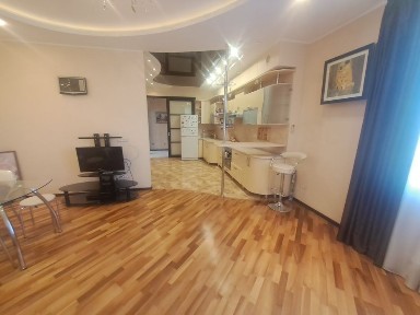 Сдам Пр. Шевченко 4 А ЖК Бочки 2х комнатную квартиру