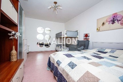 Киев, Вишняковская ул., 5