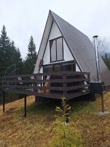 Ніч в Карпатах 2 Житло подобово в Карпатах біля озера Синевир.