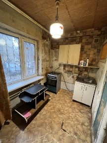 Продам 2-х комнатную квартиру на Кима.El.