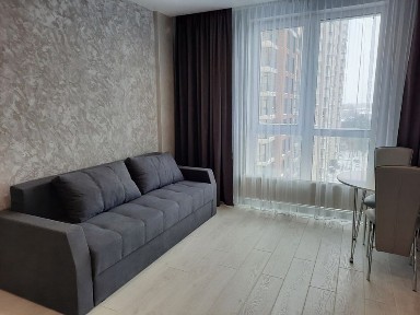 Бровари, Василя Симоненка 30