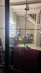Здається в оренду приміщення в студії краси (1-й поверх)