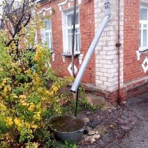 Продам 1\2 дома Залютино ул. Житная