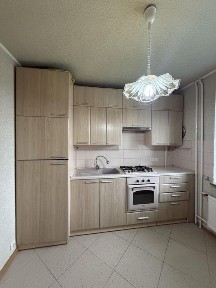 Продаж 2-кімнатна в ремонті Цегляний будинок Біла Церква