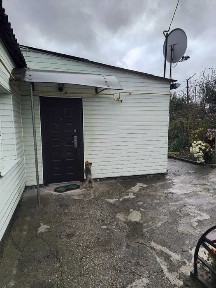 Продам дуже охайну частину будинку.