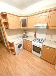 Подобово затишна квартира з усіма зручностями. Метро Оболонь.