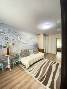 2 комнатная квартира на Черемушках с ремонтом, мебелью, техникой