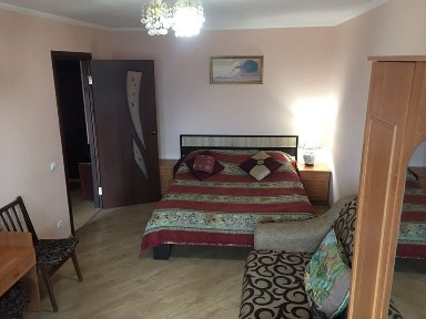 Здам подобово затишну однокімнатну квартиру центр всі зручності