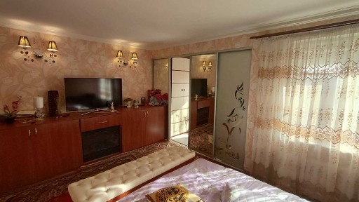 Продам будинок в Великодолинському