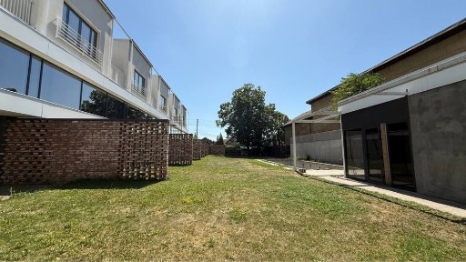 Продам таунхаус 190 кв. м. р-н ДИИТа, Нагорка, Гагарина