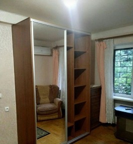 Продам 1кім. в районі площі Фестивальна