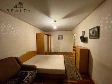 Однокімнатна в Олександрівському районі (112-014-755)