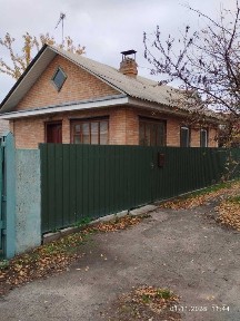 Частина 0.5 будинку Червона Слобода. 9 сот, всі вигоди