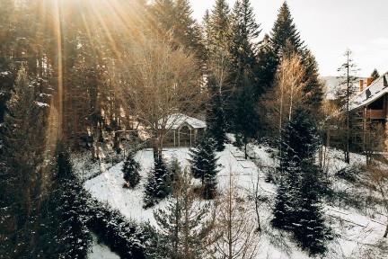 Маєток в смт. Східниця з видом на гори
