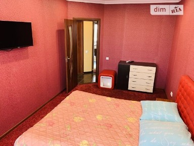 Здам подобово 1к квартиру на вул. Європейська 45 • ID 32917698