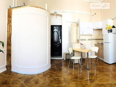 Здам подобово 1к квартиру на вул. Гетьмана Івана Мазепи 3 • ID 25012204