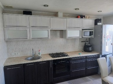 Продається 3 кімнатна квартира Червоний камінь