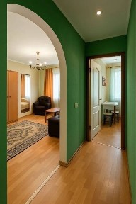 Актуальна! Продам 2-к квартиру Центральный район, пр. Б. Хмельницкого