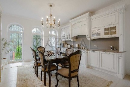 Оренда / Будинок / вул. Алімпія Галика, Осокорки / 220 м2