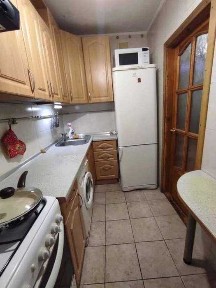 Здається світла та затишна роздільна 1-к квартира біля м. Шулявська