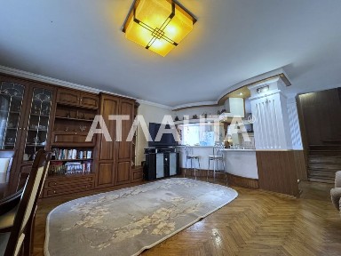 Будинку в історичному центрі міста!