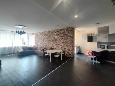 Печерськ, Старонаводницька 6б, оренда, 3х кімн., без %