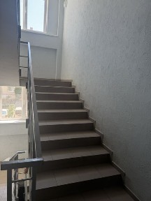 Простора однокімнатна квартира у Молодіжному (Чорноморськ)